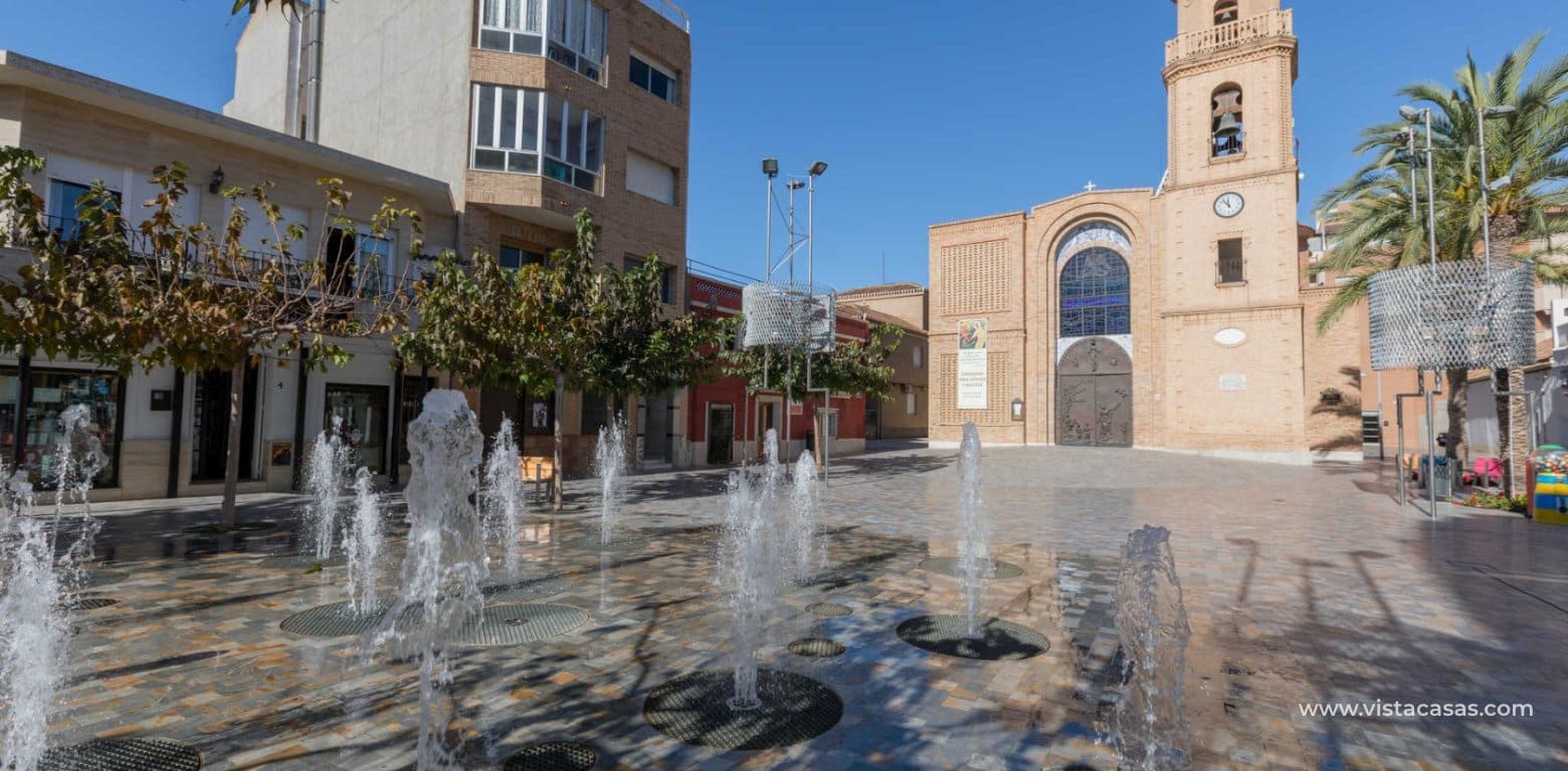 Casa de 2 habitaciones en Pilar de la Horadada en venta con piscina - 299.995 € (Ref: 9436478)