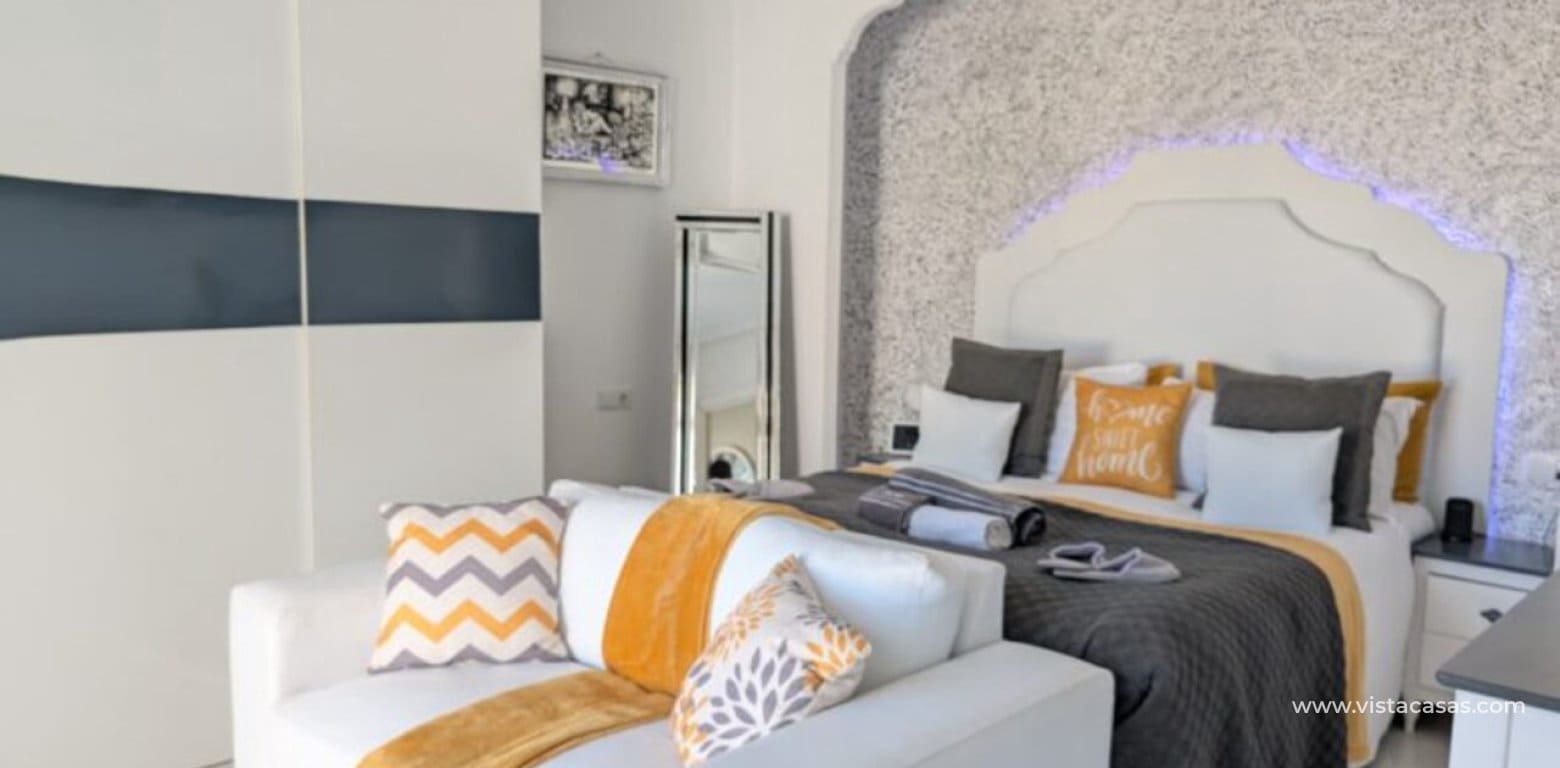 3 soveværelse Villa til salg i Villamartin - € 489.900 (Ref: 9440632)