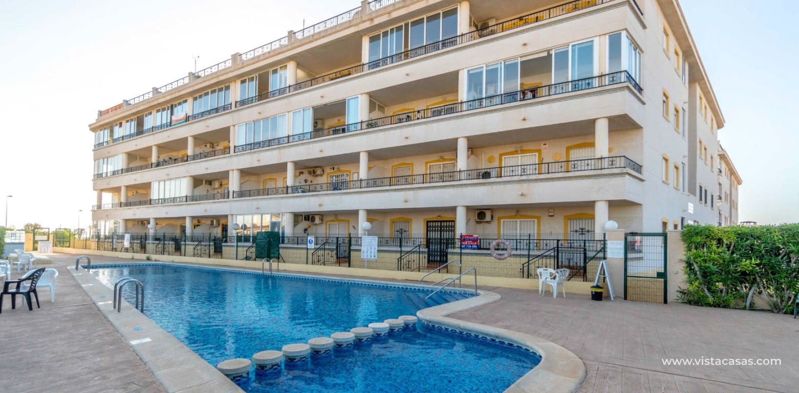 3 bedroom Apartment for sale in Playa Flamenca - € 210,000 (Ref: 9441957)