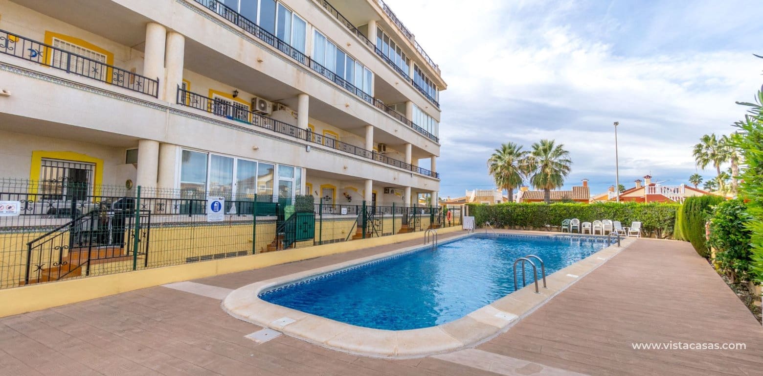 3 bedroom Apartment for sale in Playa Flamenca - € 210,000 (Ref: 9441957)