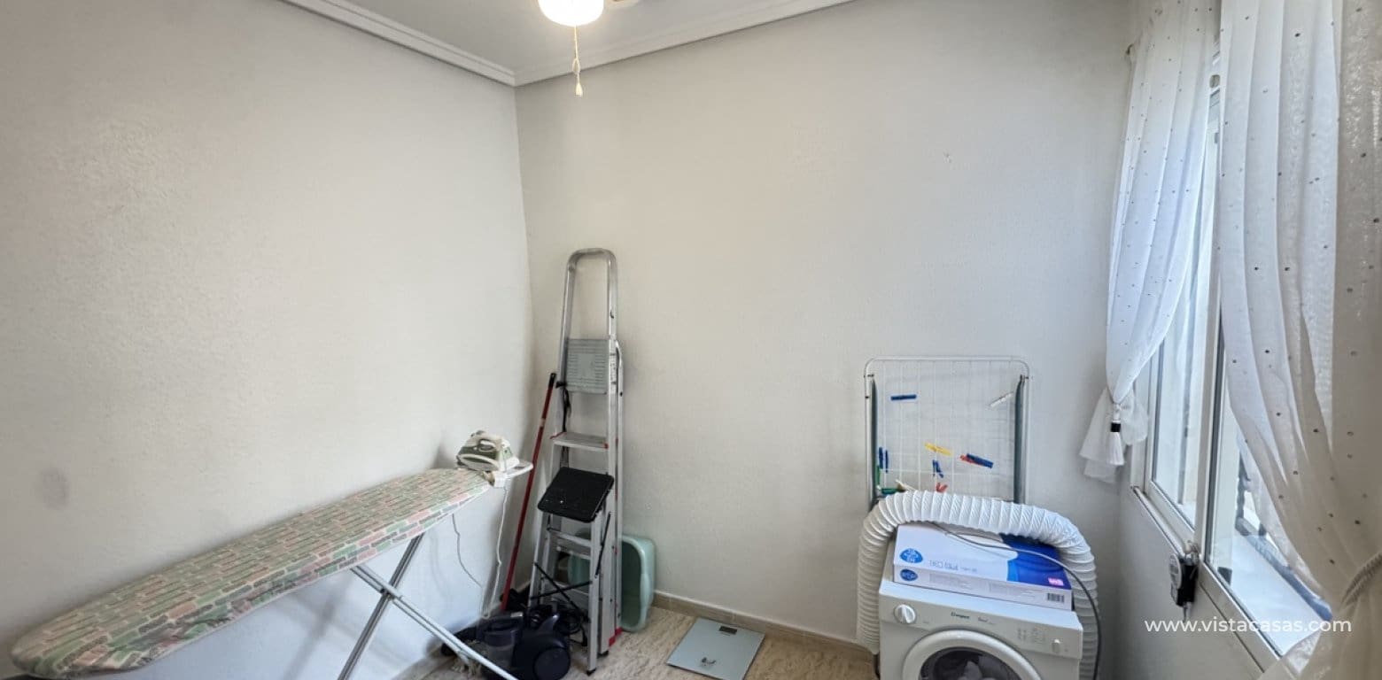 2 soveværelse Lejlighed til salg i La Florida - € 129.995 (Ref: 9449289)