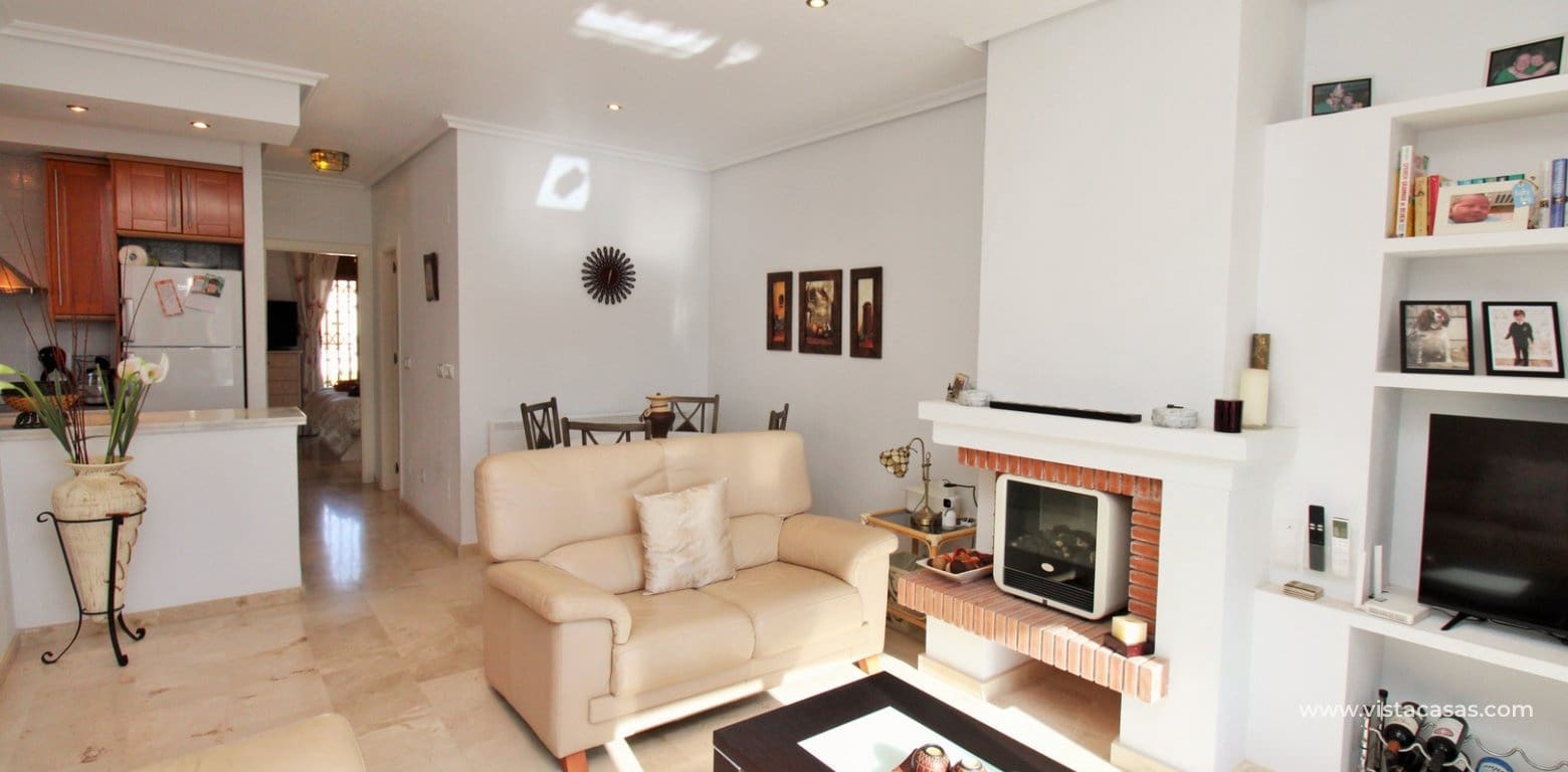 Apartamento de 2 habitaciones en Villamartin en venta con piscina - 179.000 € (Ref: 9449959)