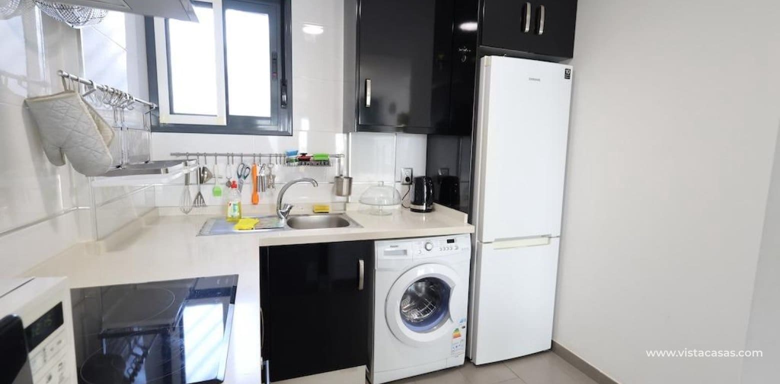 2 slaapkamer Appartement te koop in La Zenia - € 289.000 (Ref: 9450689)