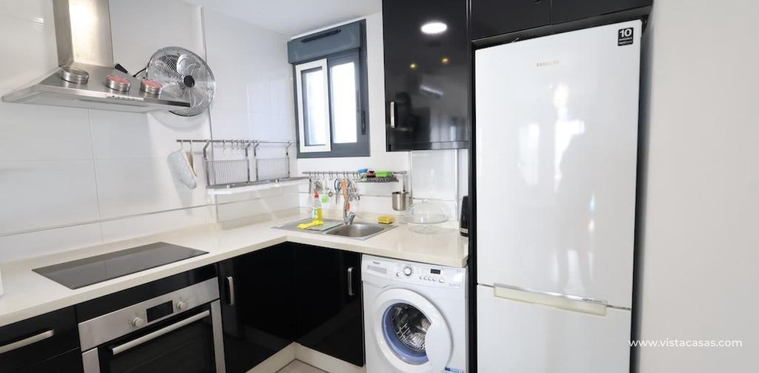 2 slaapkamer Appartement te koop in La Zenia - € 289.000 (Ref: 9450689)