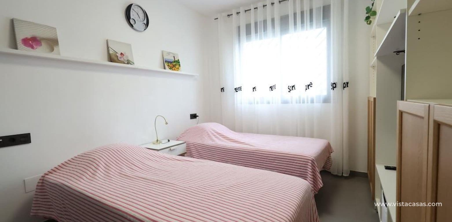 2 slaapkamer Appartement te koop in La Zenia - € 289.000 (Ref: 9450689)