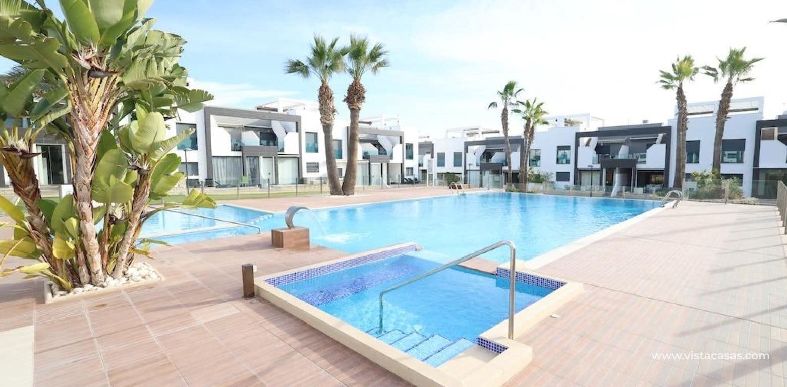 2 slaapkamer Appartement te koop in La Zenia - € 289.000 (Ref: 9450689)