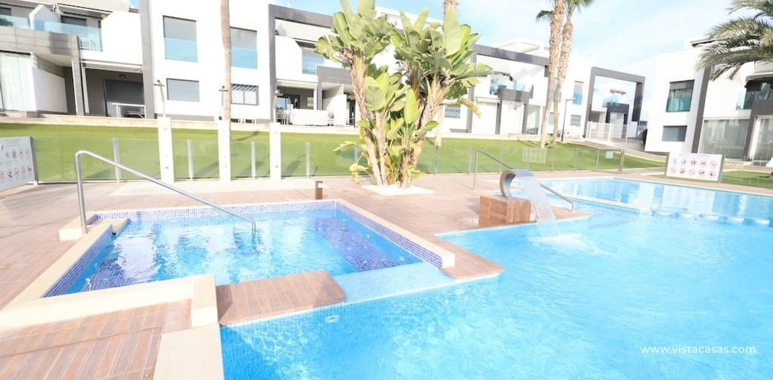 2 slaapkamer Appartement te koop in La Zenia - € 289.000 (Ref: 9450689)