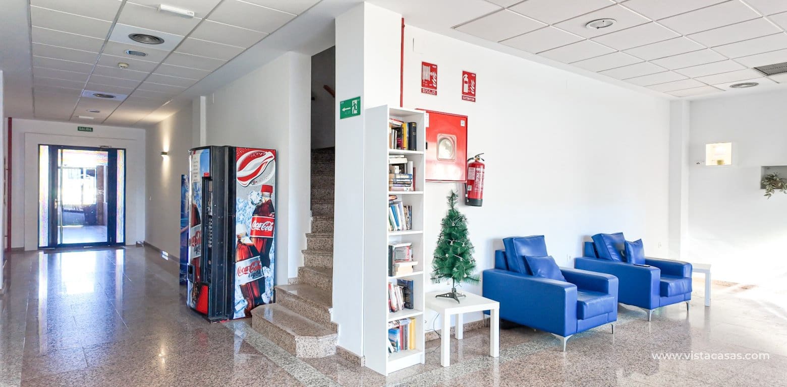 2 bedroom Apartment for sale in Cabo Roig - € 169,000 (Ref: 9452456)