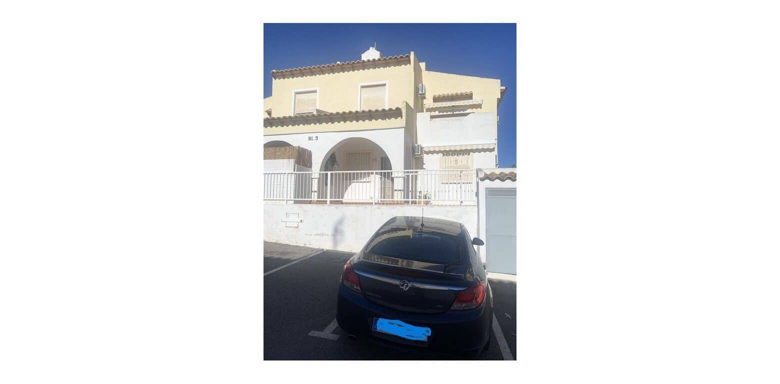 3 slaapkamer Huis te koop in Villamartin - € 175.000 (Ref: 9452457)