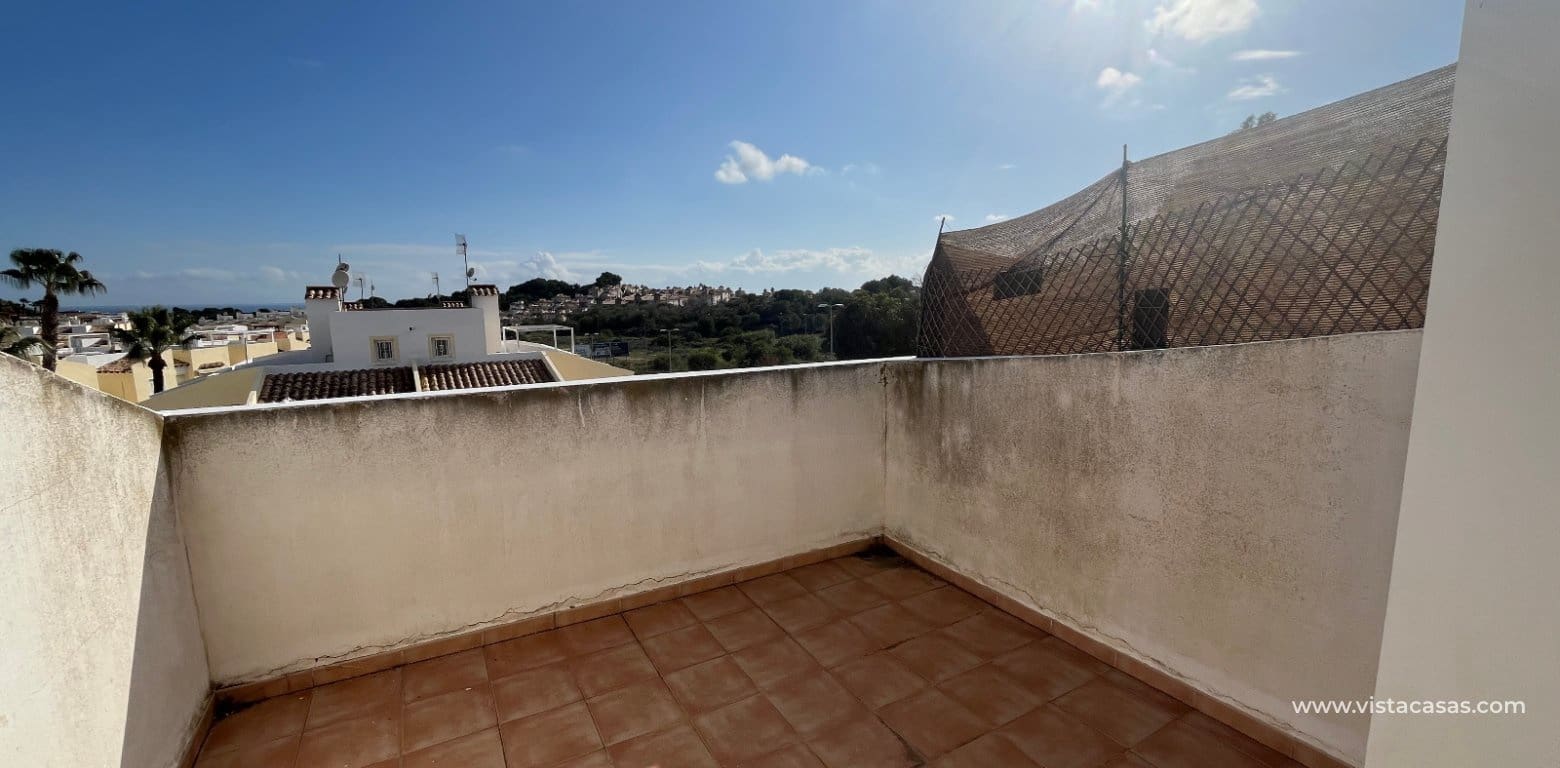 3 bedroom Townhouse for sale in Villamartin - € 175,000 (Ref: 9452457)