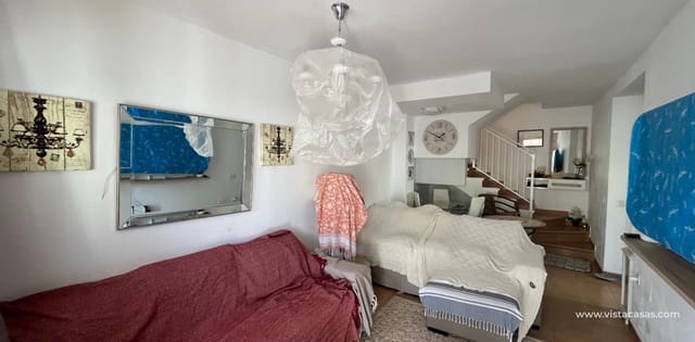 Casa de 3 habitaciones en Villamartin, Orihuela en venta - 175.000 € (Ref: 9452457)