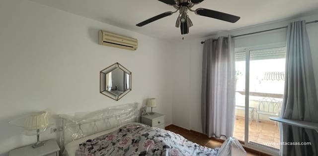 Casa de 3 habitaciones en Villamartin, Orihuela en venta - 175.000 € (Ref: 9452457)