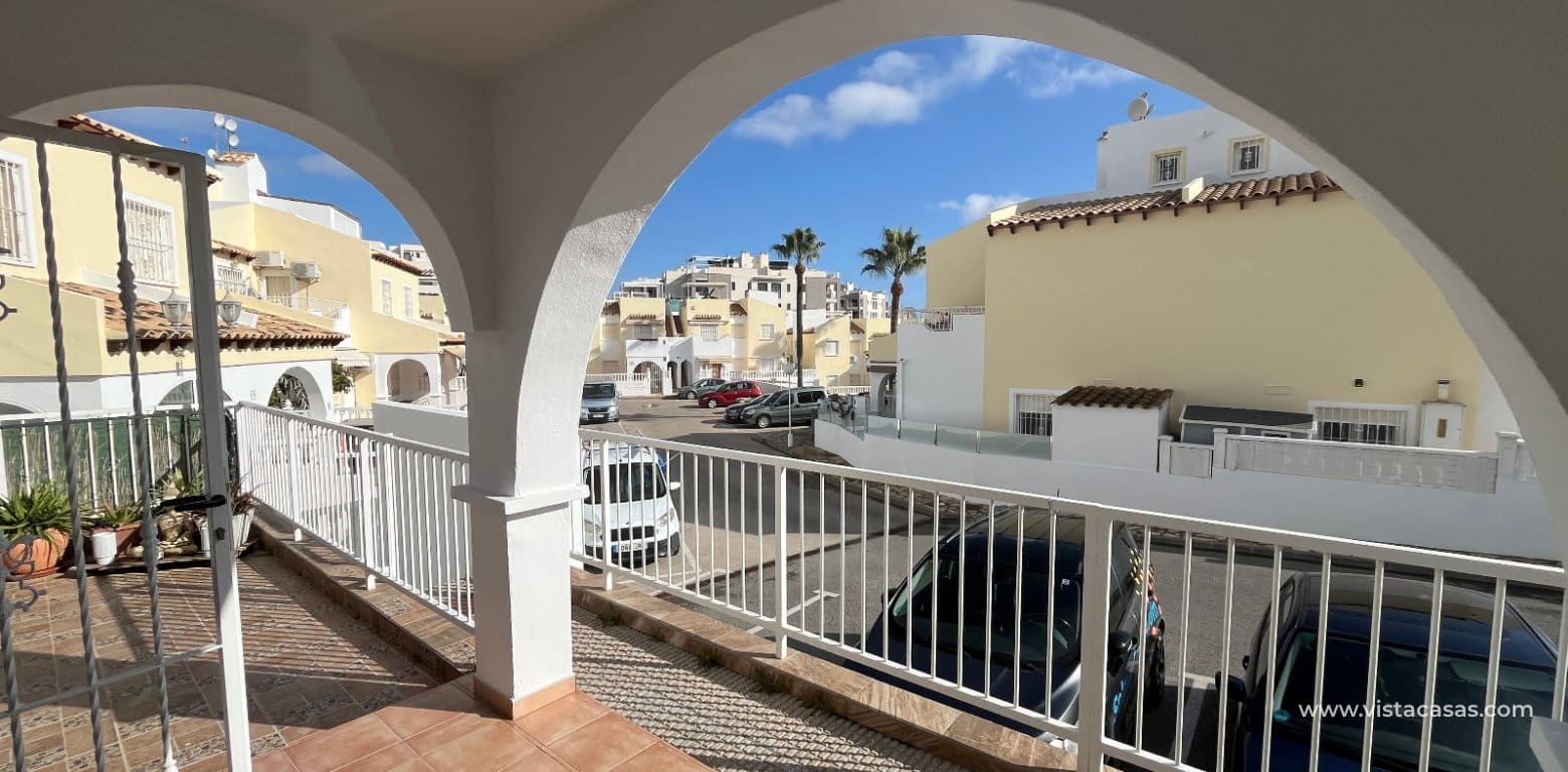 3 bedroom Townhouse for sale in Villamartin - € 175,000 (Ref: 9452457)