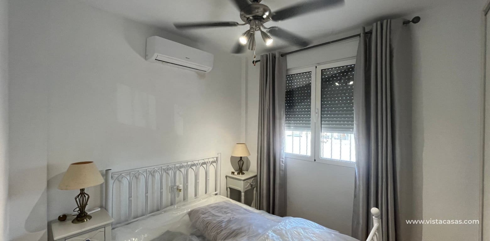 3 bedroom Townhouse for sale in Villamartin - € 175,000 (Ref: 9452457)