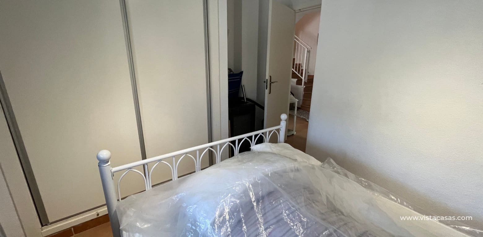 3 bedroom Townhouse for sale in Villamartin - € 175,000 (Ref: 9452457)