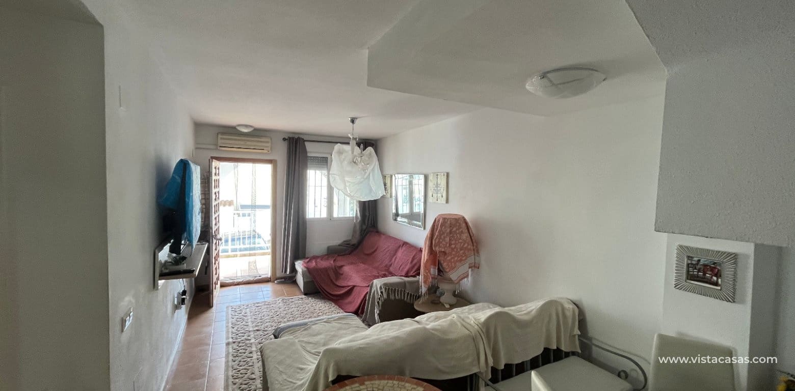 3 bedroom Townhouse for sale in Villamartin - € 175,000 (Ref: 9452457)