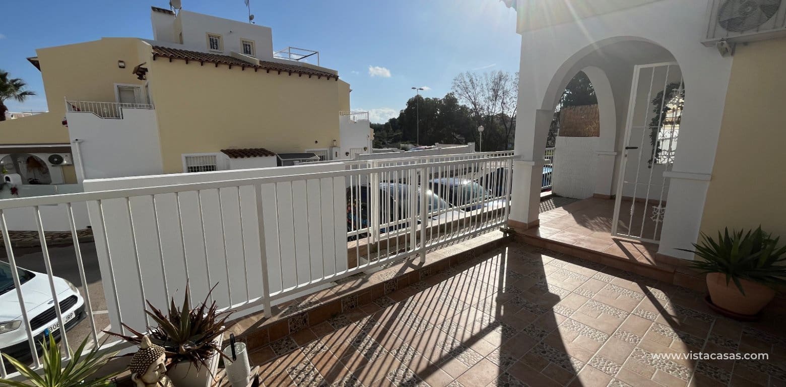 3 bedroom Townhouse for sale in Villamartin - € 175,000 (Ref: 9452457)