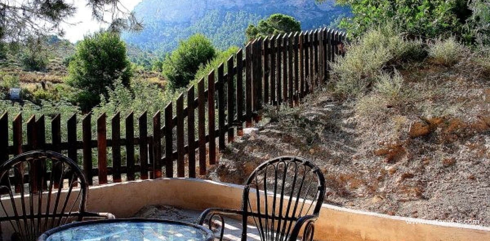 3 sypialnia Willa na sprzedaż w Gea y Truyols z basenem - 590 000 € (Ref: 9464893)