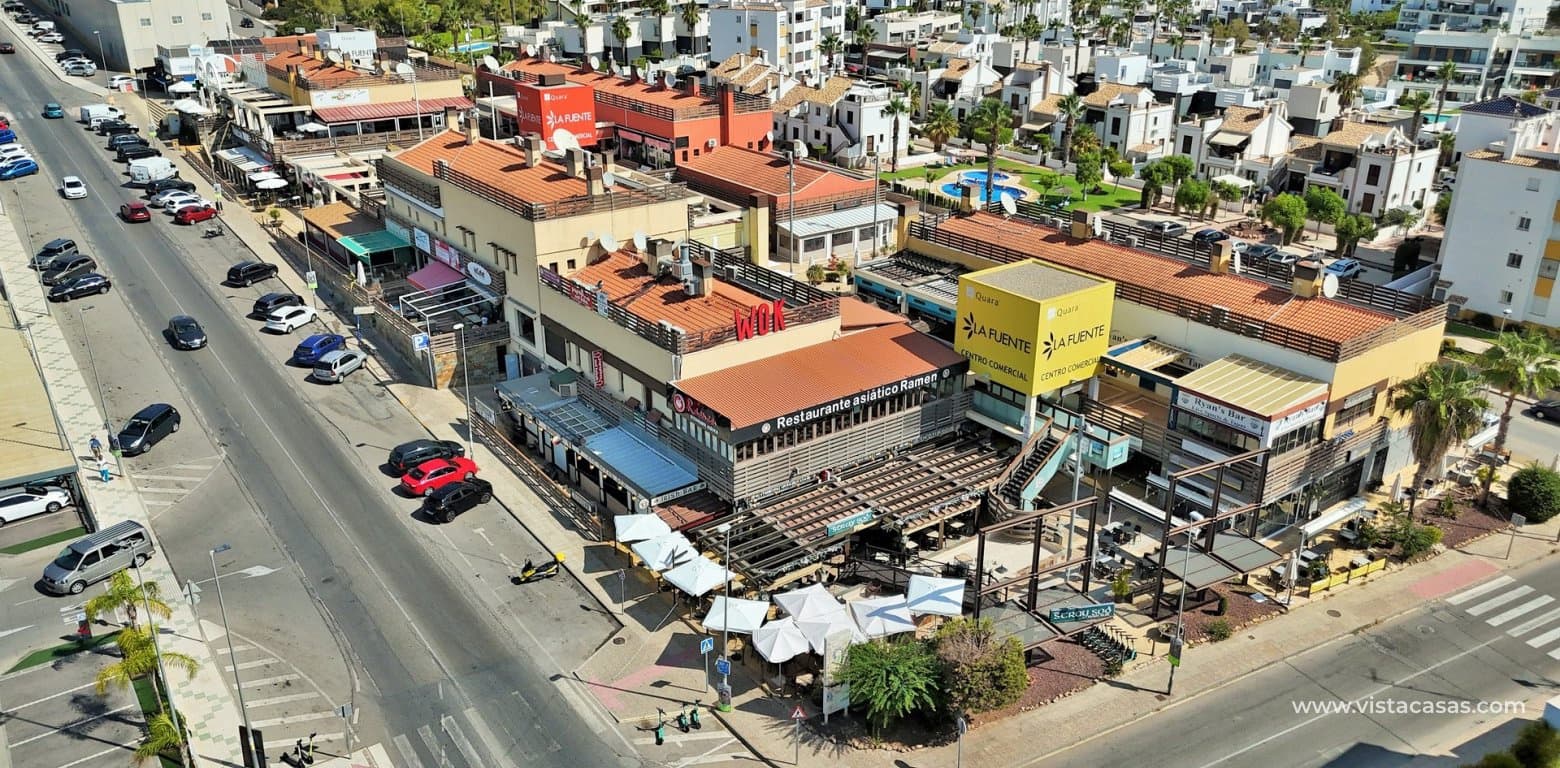 Casa de 2 habitaciones en Villamartin en venta con piscina - 229.995 € (Ref: 9464894)