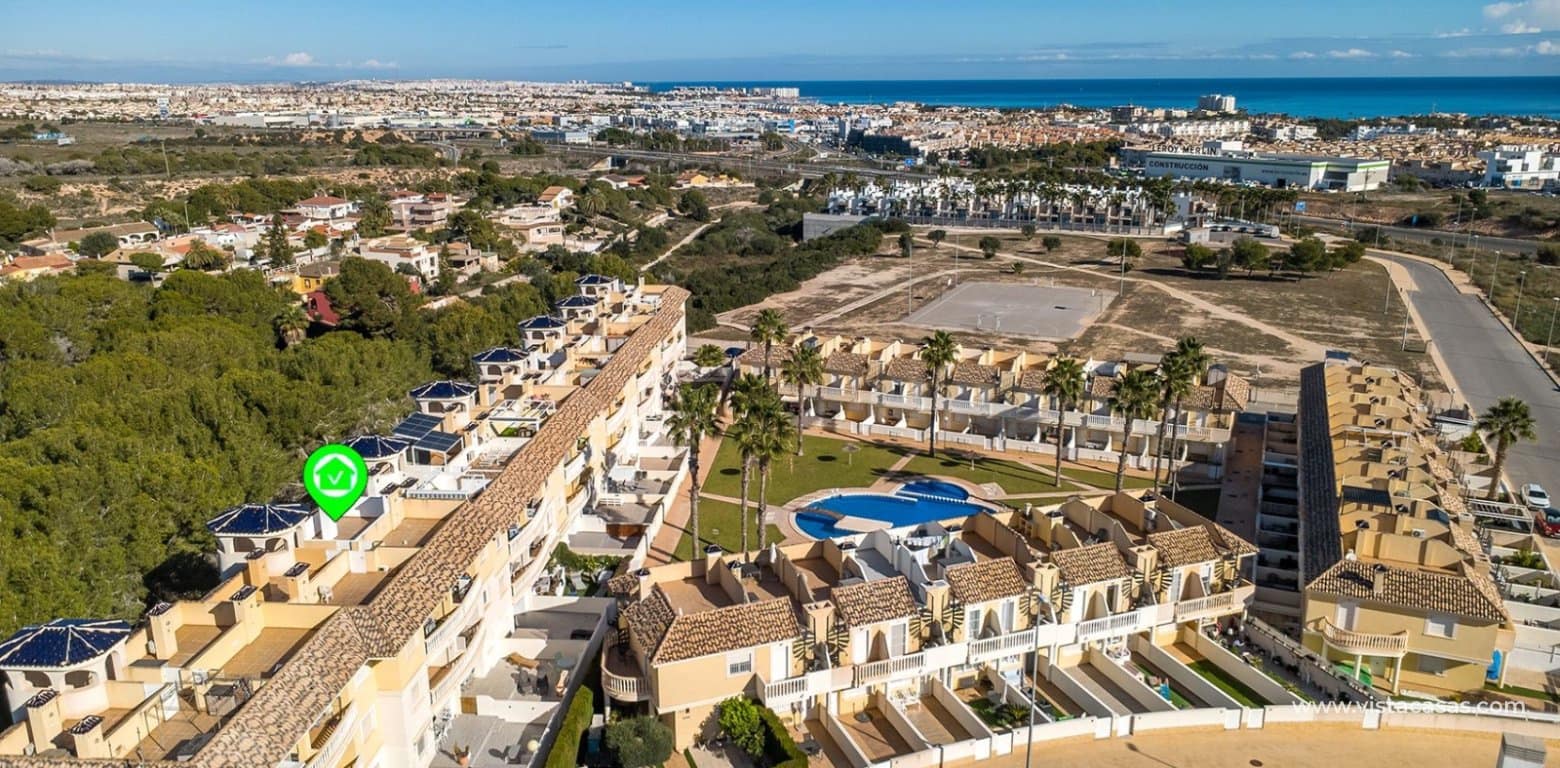 2 Zimmer Apartment zu verkaufen in Cabo Roig - 185.000 € (Ref: 9465937)