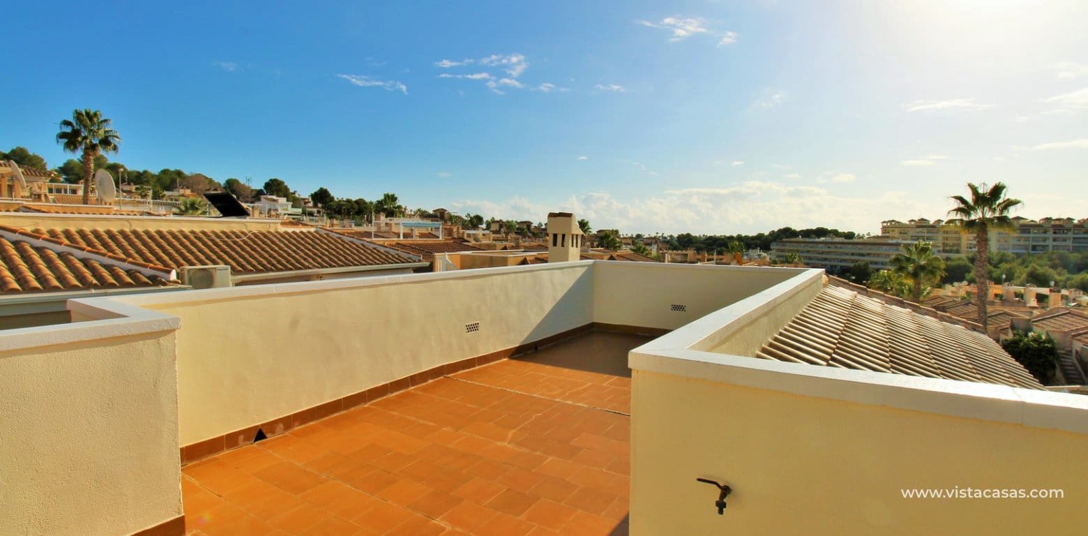 2 soveværelse Bungalow til salg i Villamartin med swimmingpool - € 259.000 (Ref: 9467630)