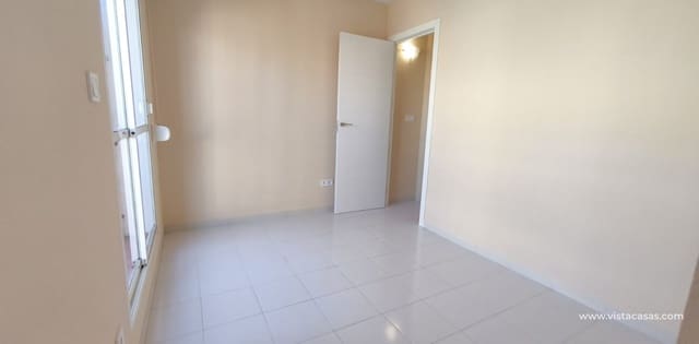 Casa de 3 habitaciones en Los Balcones en venta - 149.000 € (Ref: 9468832)