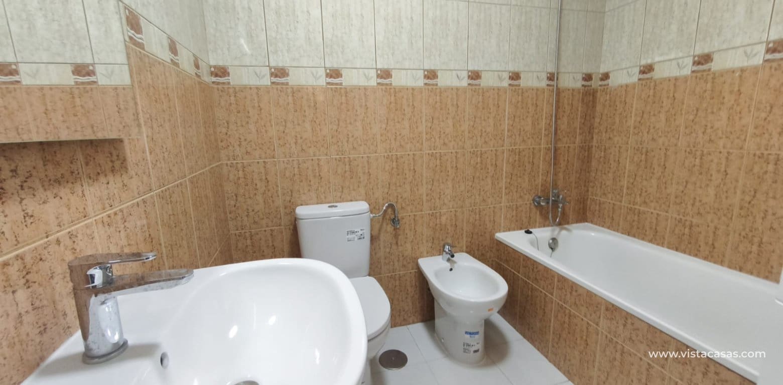 Casa de 3 habitaciones en Los Balcones en venta - 149.000 € (Ref: 9468832)