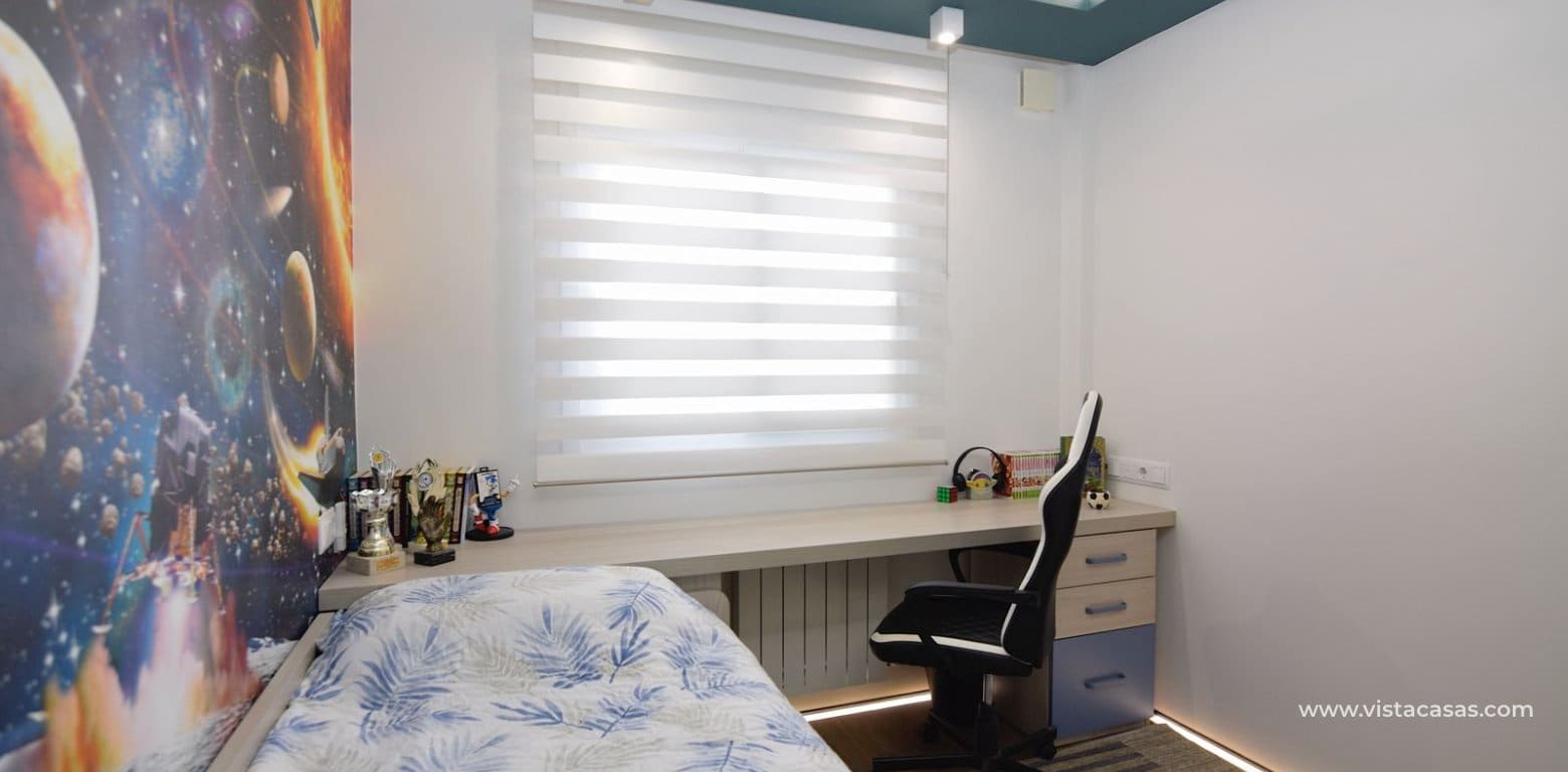 3 bedroom Townhouse for sale in La Florida with pool - € 249,000 (Ref: 9469994)