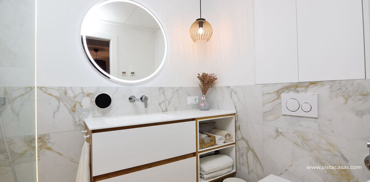 3 bedroom Townhouse for sale in La Florida with pool - € 249,000 (Ref: 9469994)