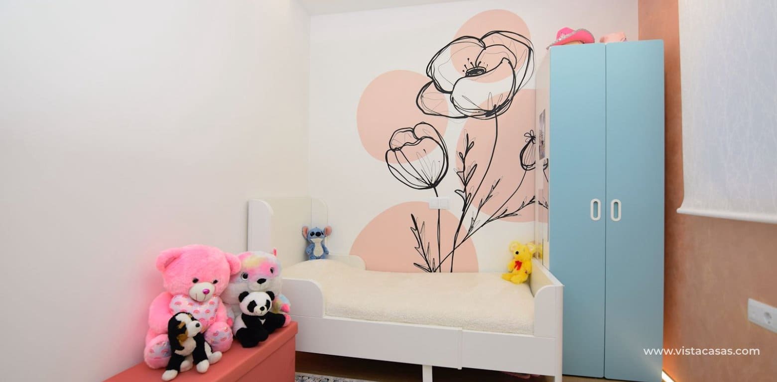 3 bedroom Townhouse for sale in La Florida with pool - € 249,000 (Ref: 9469994)