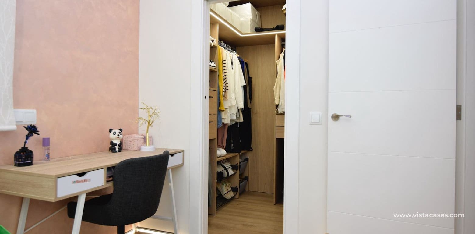 3 bedroom Townhouse for sale in La Florida with pool - € 249,000 (Ref: 9469994)