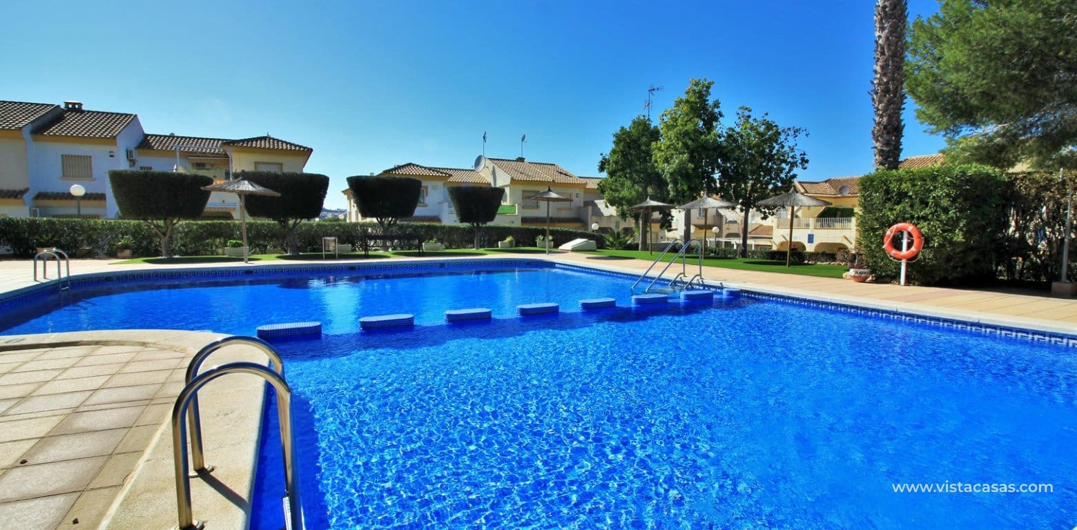 3 bedroom Townhouse for sale in La Florida with pool - € 249,000 (Ref: 9469994)