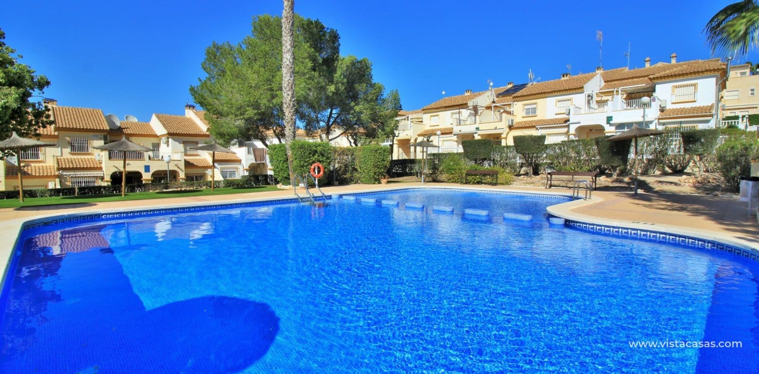 3 bedroom Townhouse for sale in La Florida with pool - € 249,000 (Ref: 9469994)