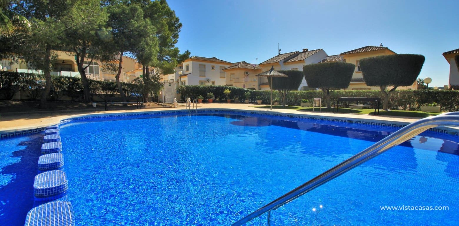 3 bedroom Townhouse for sale in La Florida with pool - € 249,000 (Ref: 9469994)