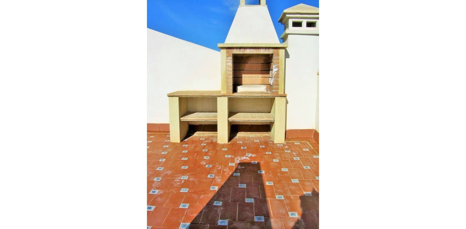 2 bedroom Townhouse for sale in Villamartin with pool - € 225,000 (Ref: 9487147)
