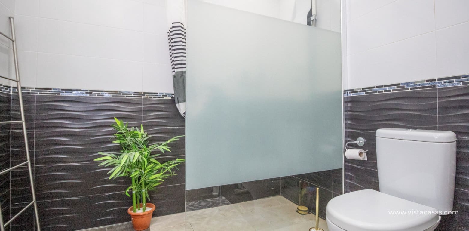 2 slaapkamer Villa te koop in Villamartin - € 299.000 (Ref: 9495287)