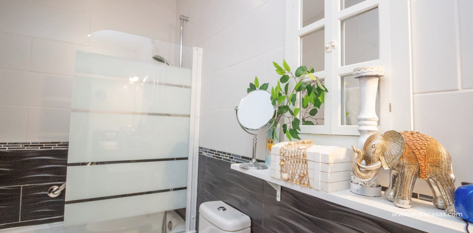 2 slaapkamer Villa te koop in Villamartin - € 299.000 (Ref: 9495287)