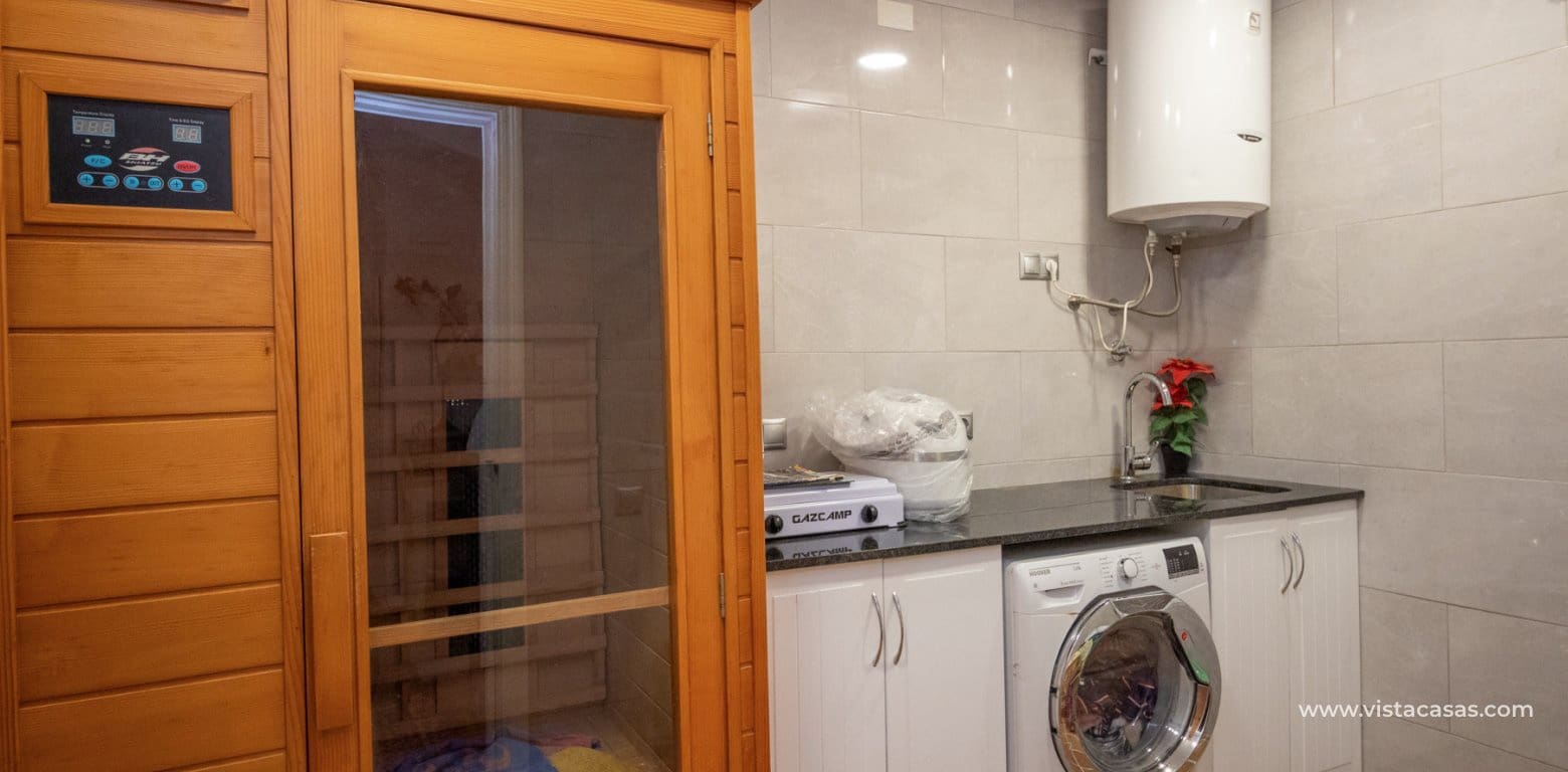 2 slaapkamer Villa te koop in Villamartin - € 299.000 (Ref: 9495287)