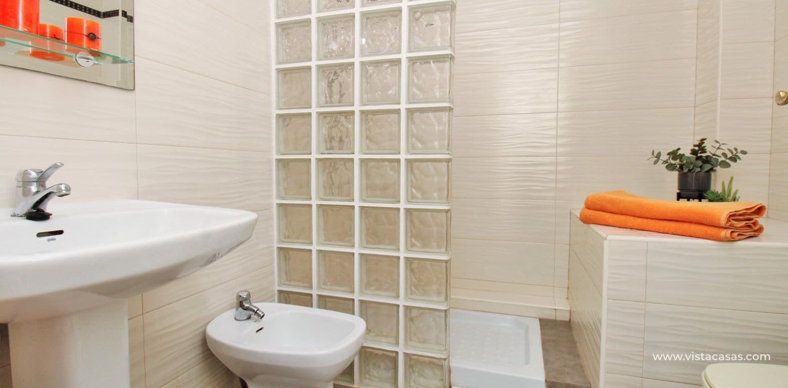 Casa de 2 habitaciones en La Florida en venta con piscina - 159.000 € (Ref: 9496617)