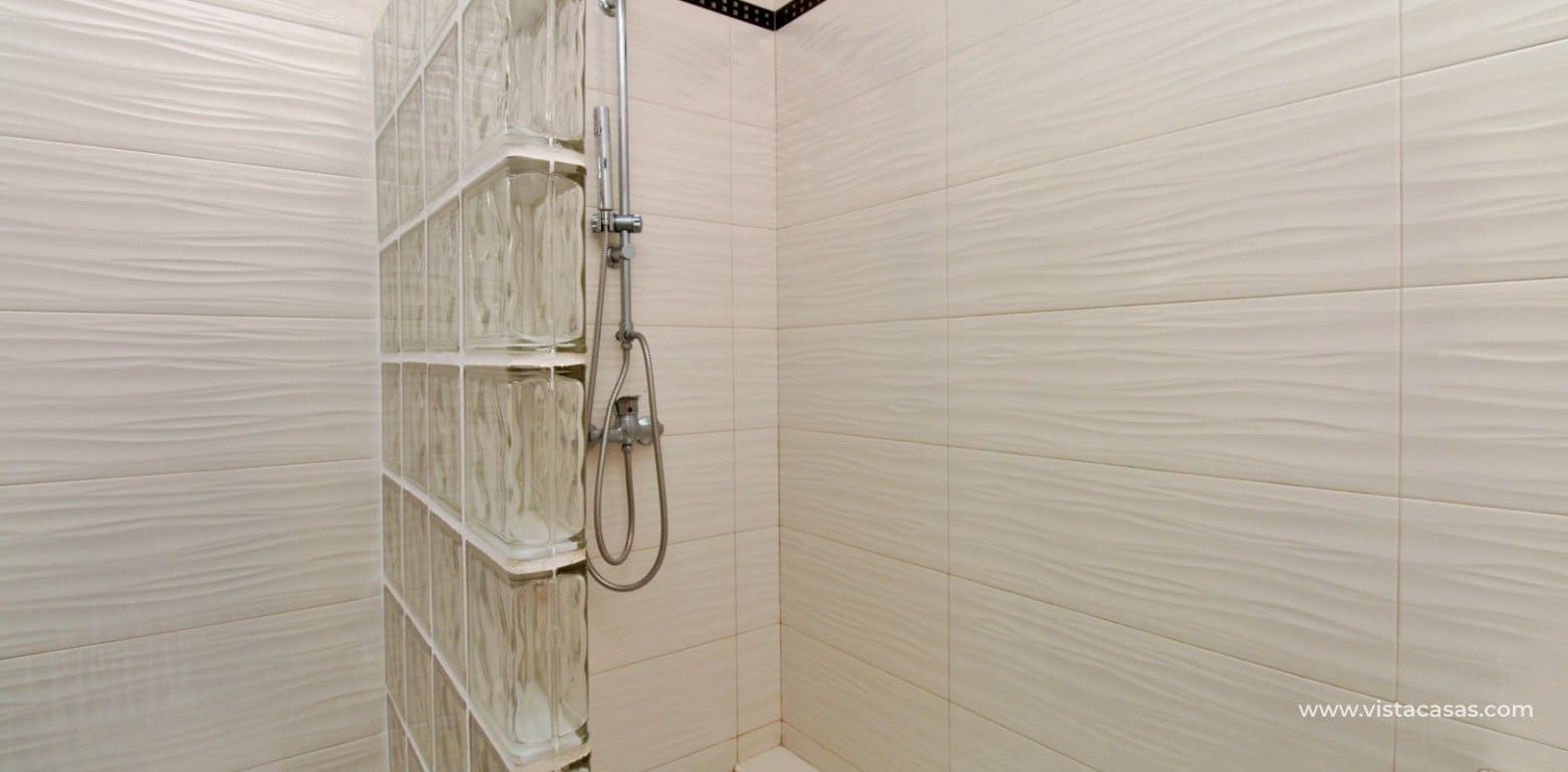 Casa de 2 habitaciones en La Florida en venta con piscina - 159.000 € (Ref: 9496617)