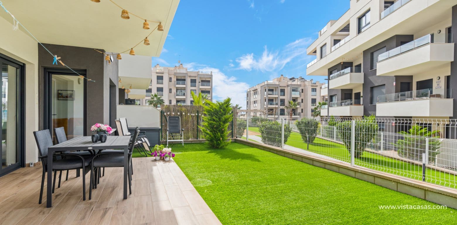 Apartamento de 2 habitaciones en Villamartin en venta - 228.995 € (Ref: 9504661)