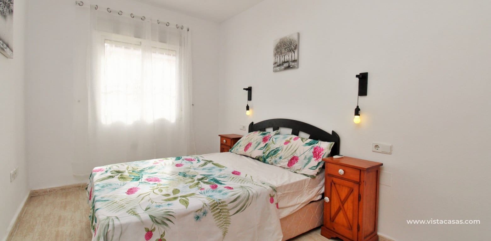 2 bedroom Apartment for sale in Villamartin with pool - € 149,000 (Ref: 9518252)