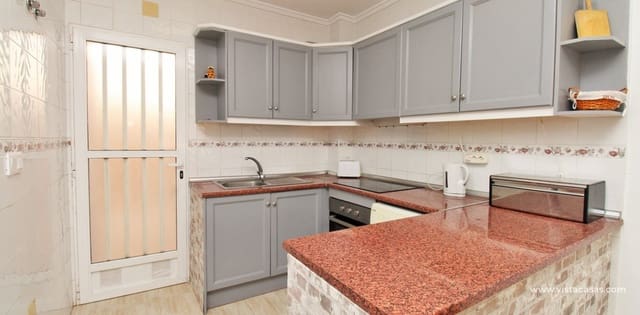 2 bedroom Apartment for sale in Villamartin, Orihuela with pool - € 149,000 (Ref: 9518252)