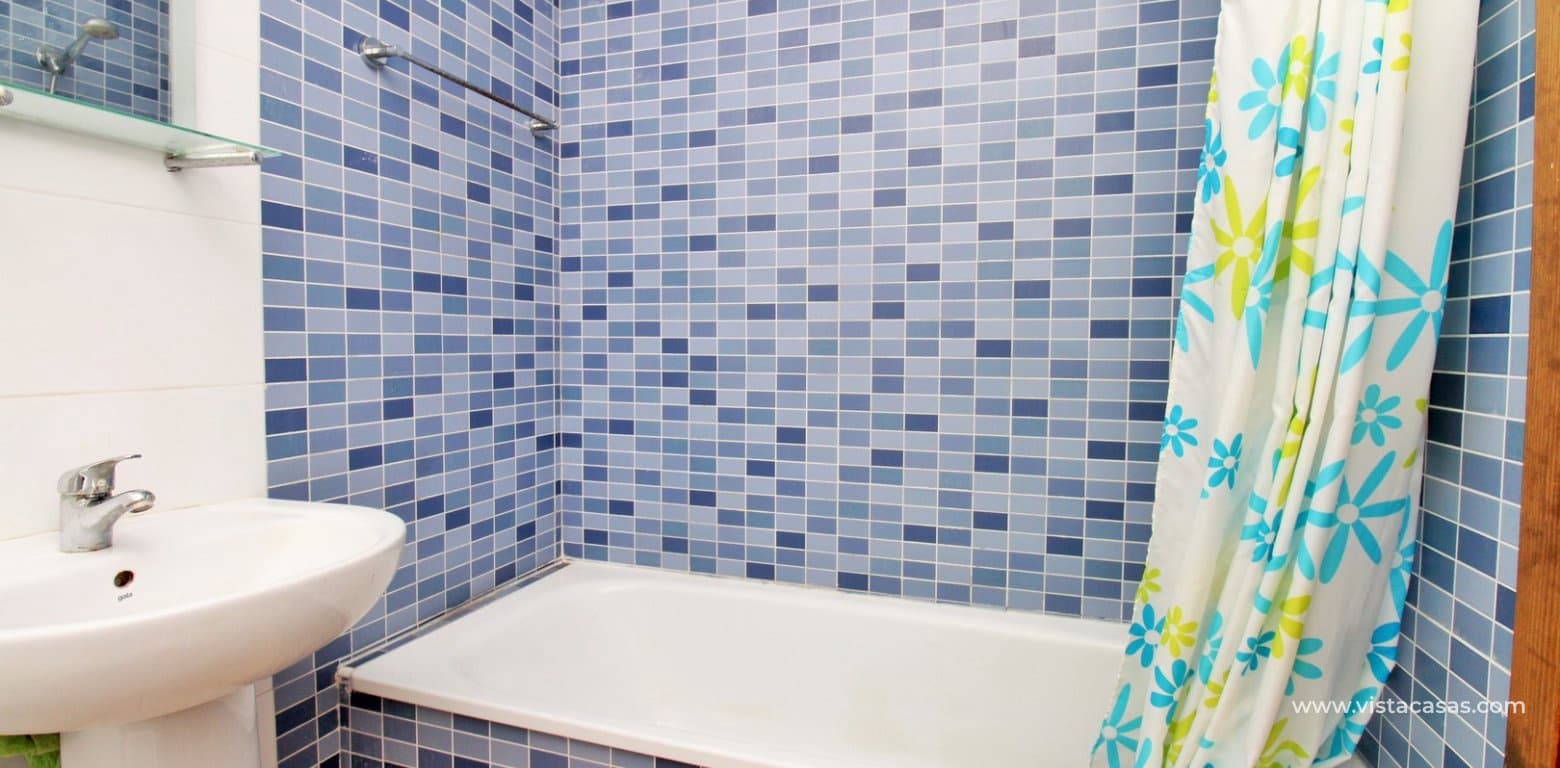 Apartamento de 2 habitaciones en Villamartin en venta con piscina - 124.950 € (Ref: 9528795)