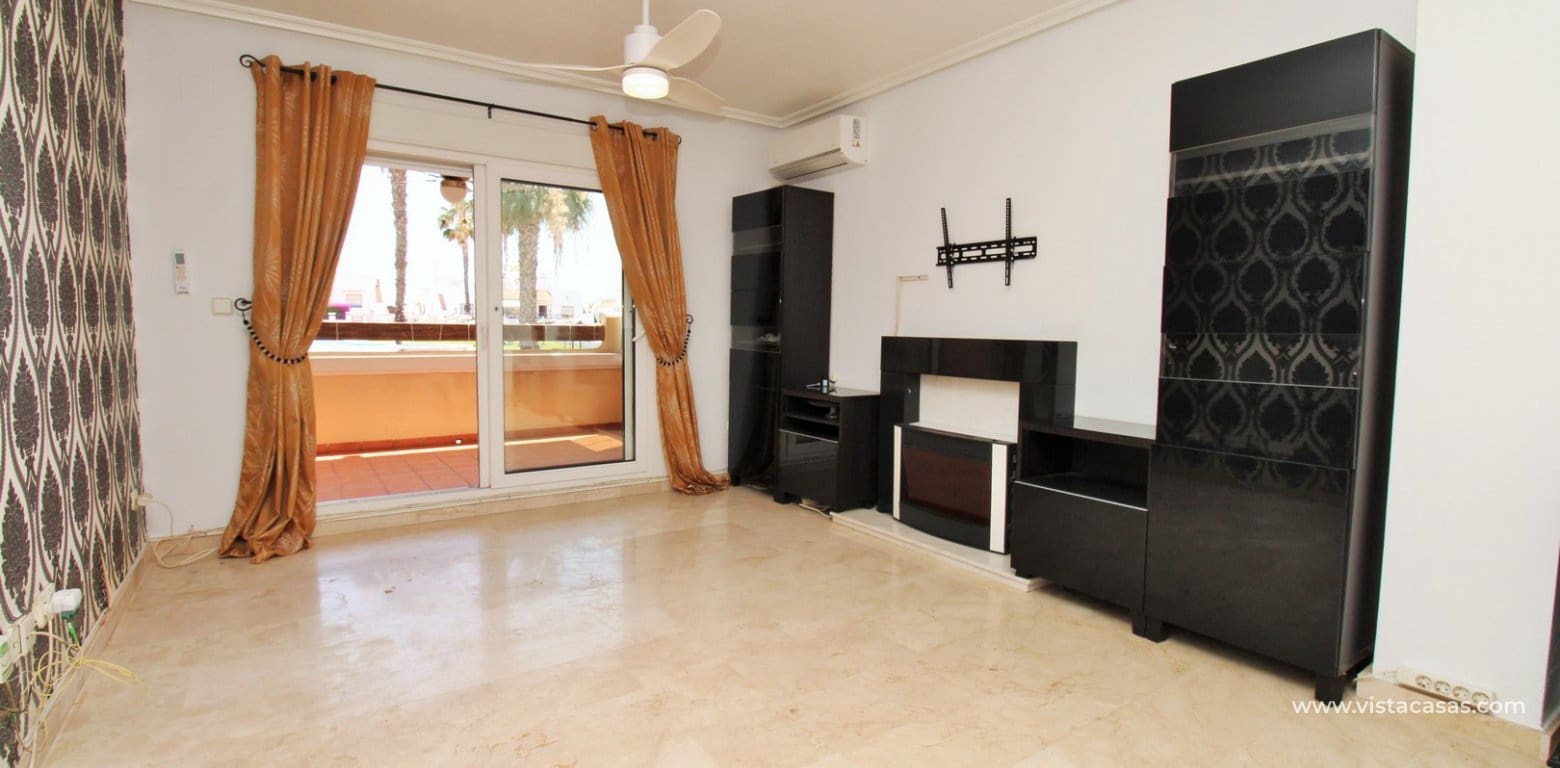 2 sovrum Lägenhet till salu i Playa Flamenca med pool - 189 950 € (Ref: 9528796)