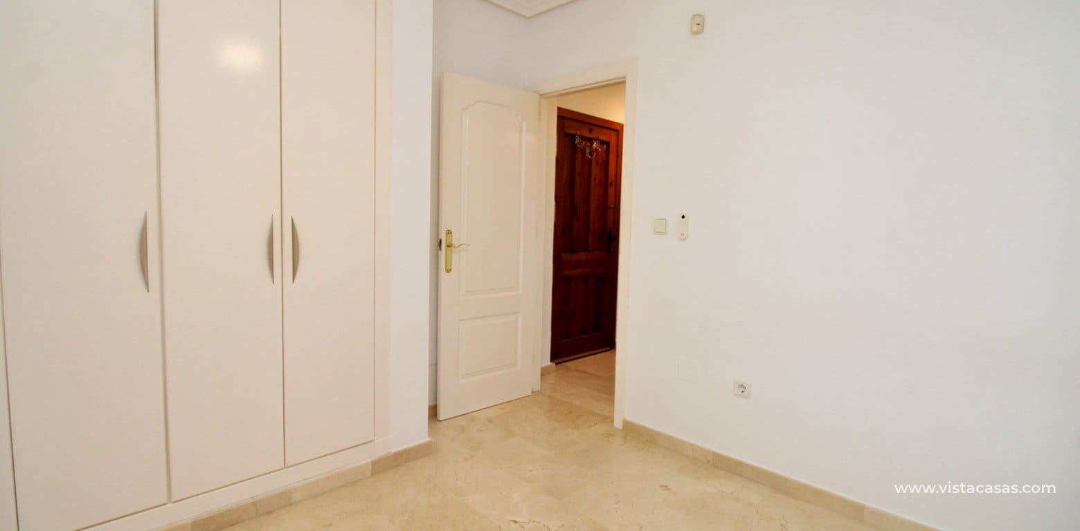 2 sovrum Lägenhet till salu i Playa Flamenca med pool - 189 950 € (Ref: 9528796)