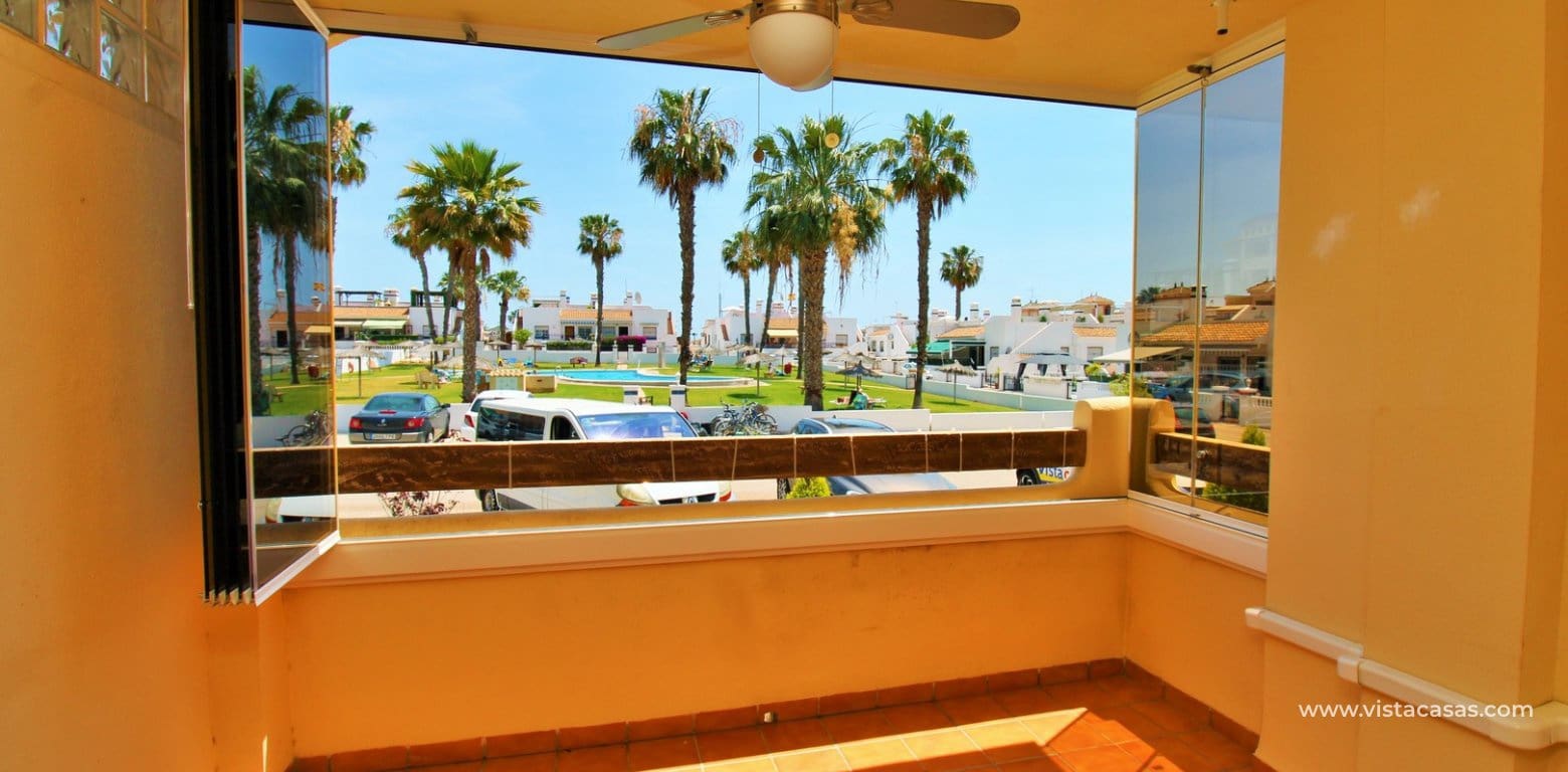 2 sovrum Lägenhet till salu i Playa Flamenca med pool - 189 950 € (Ref: 9528796)
