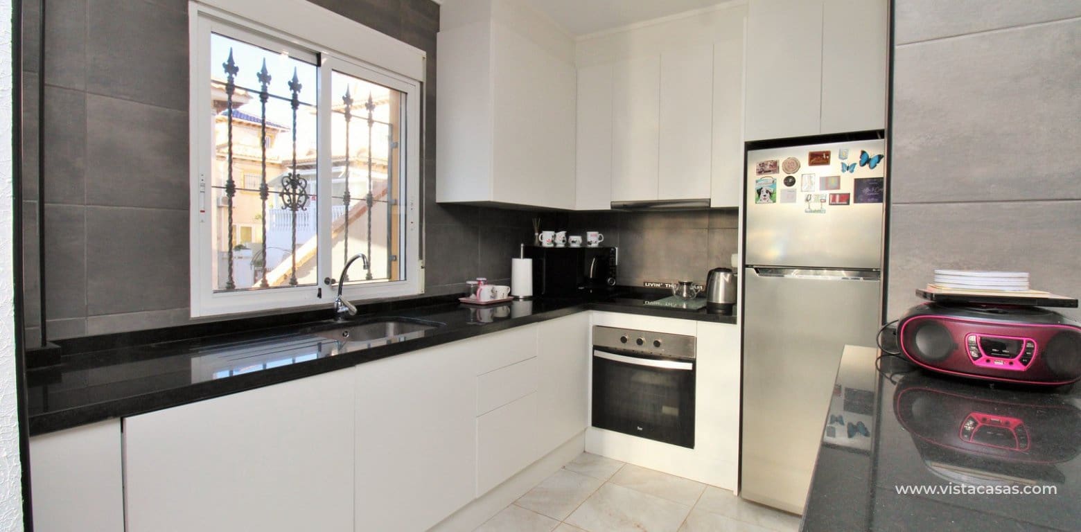 4 slaapkamer Villa te koop in Playa Flamenca met zwembad - € 399.950 (Ref: 9532457)