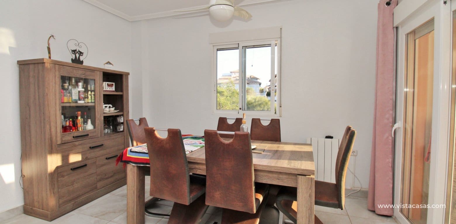 4 slaapkamer Villa te koop in Playa Flamenca met zwembad - € 399.950 (Ref: 9532457)