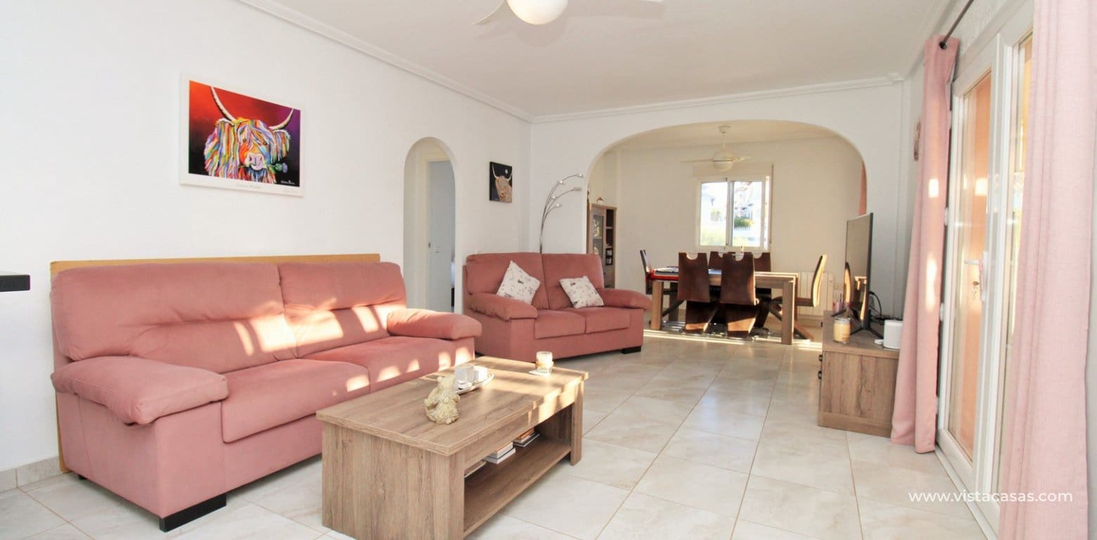 4 slaapkamer Villa te koop in Playa Flamenca met zwembad - € 399.950 (Ref: 9532457)